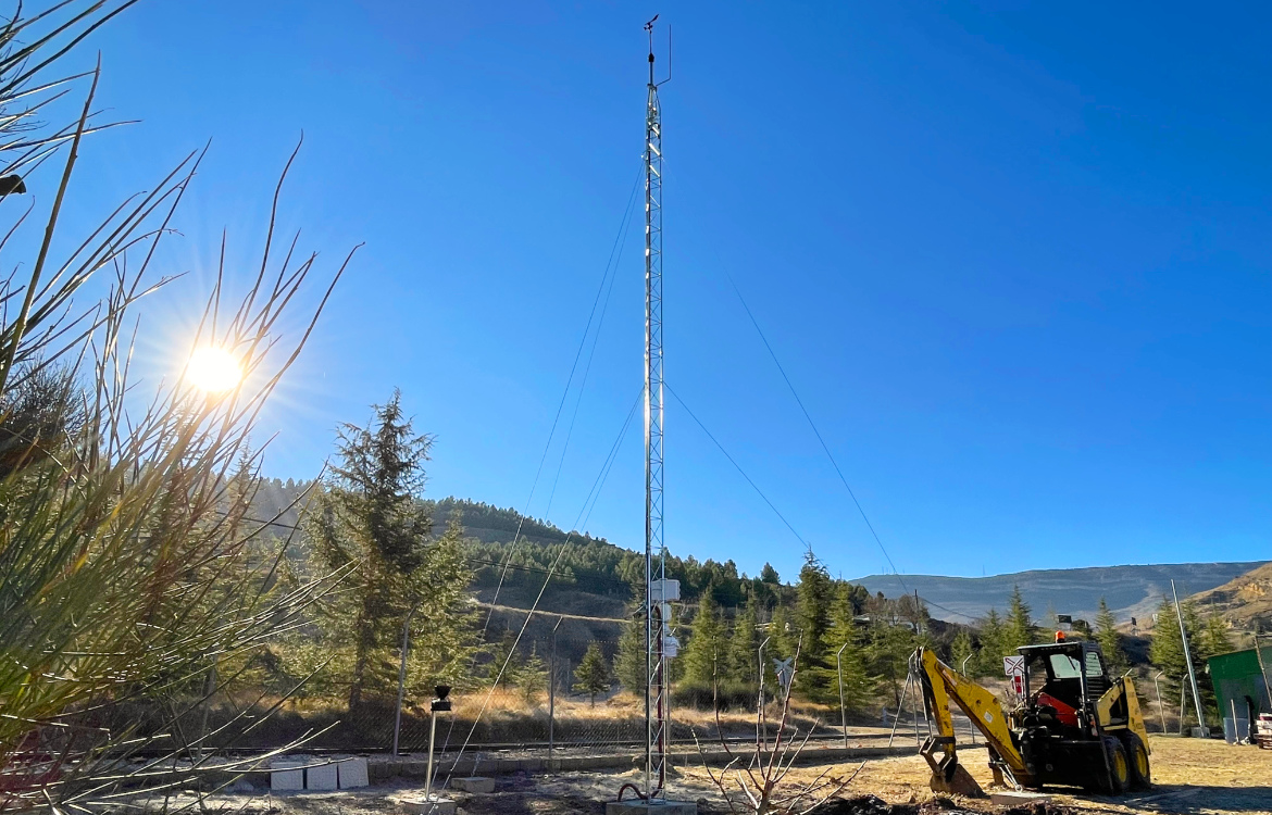 The Utrillas local government has a new automatic weather station supplied and installed by Darrera The Utrillas local government has a new automatic weather station supplied and installed by Darrera